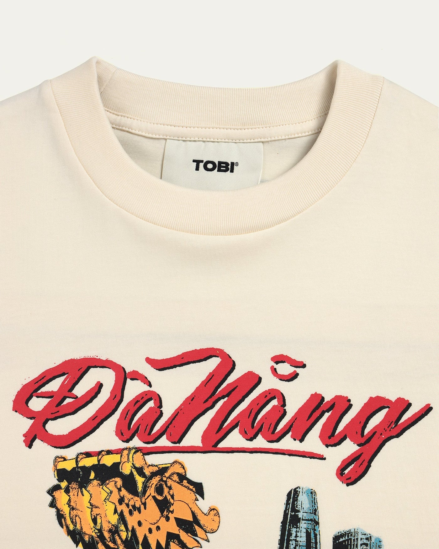 TOBI DANANG Souvenir Boxy T-shirt - TOBI